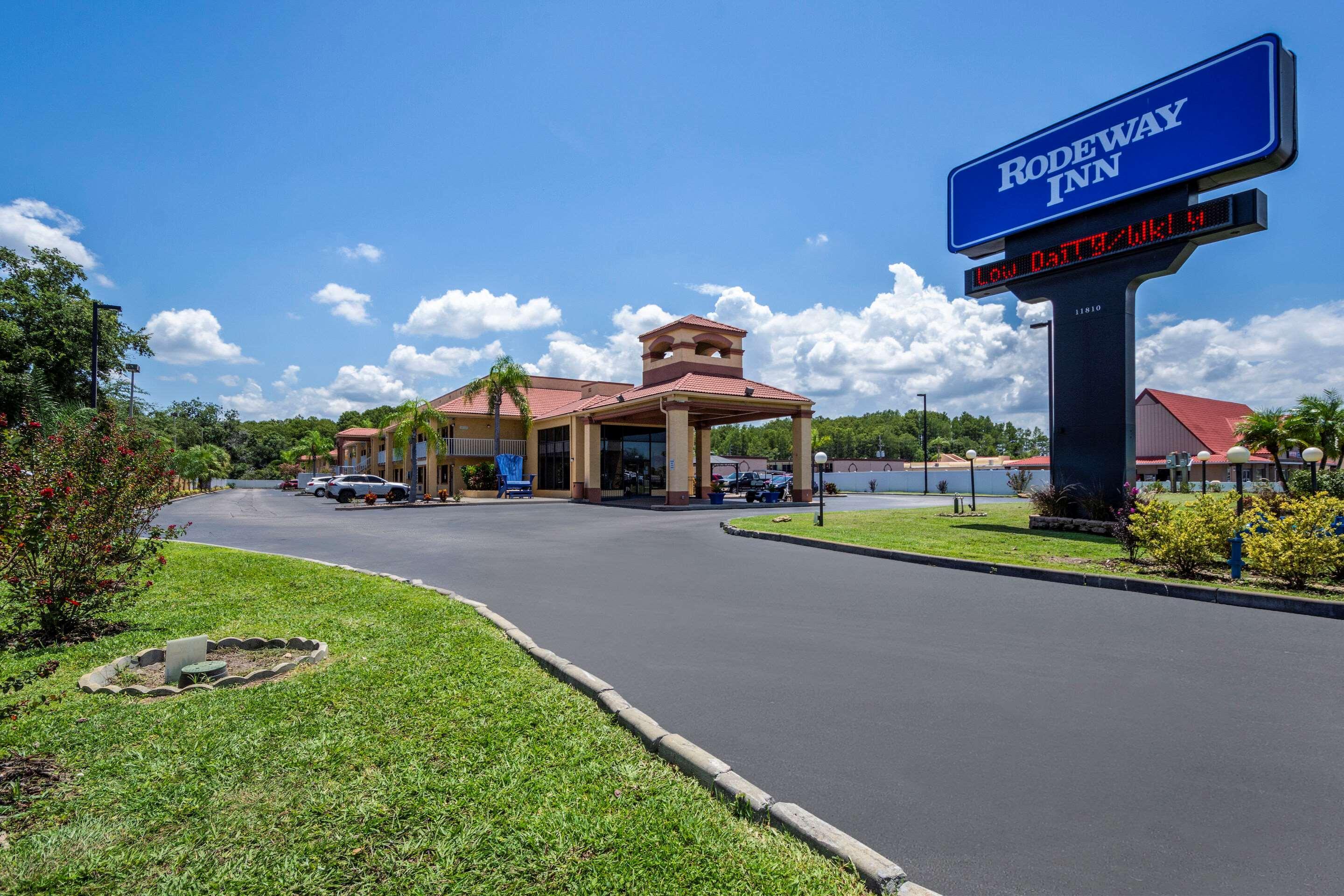 Rodeway Inn Port Richey North Экстерьер фото