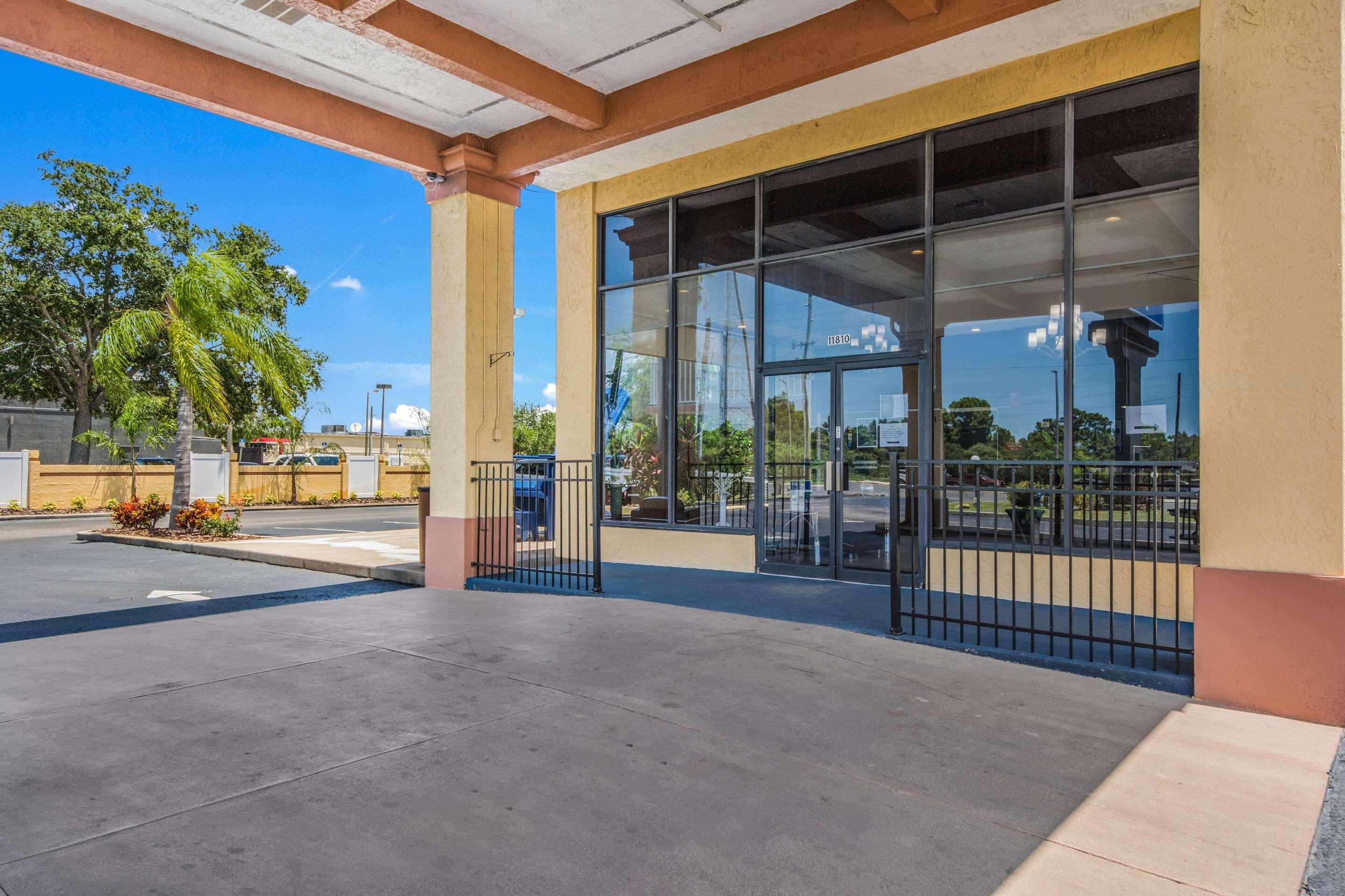 Rodeway Inn Port Richey North Экстерьер фото