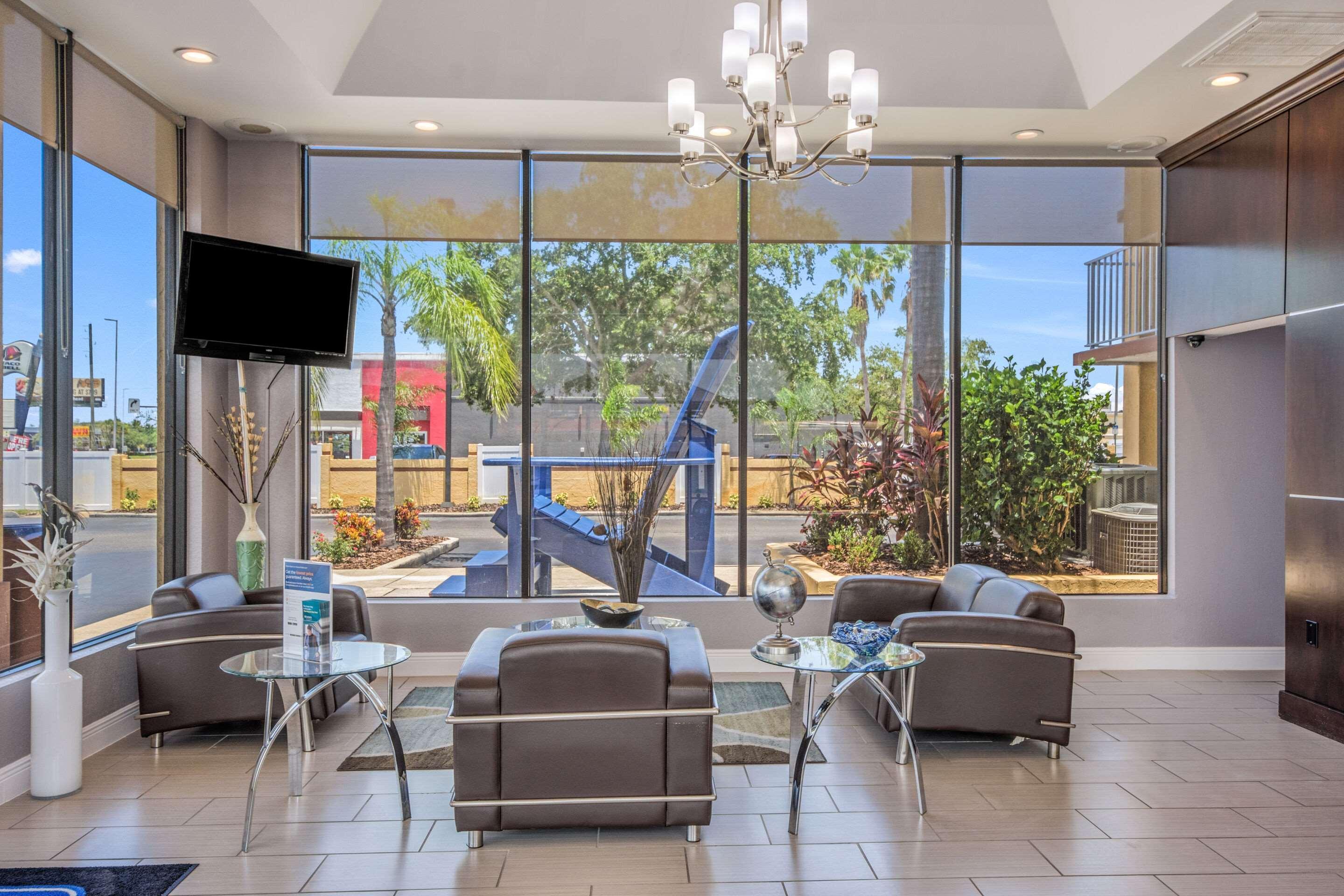 Rodeway Inn Port Richey North Экстерьер фото